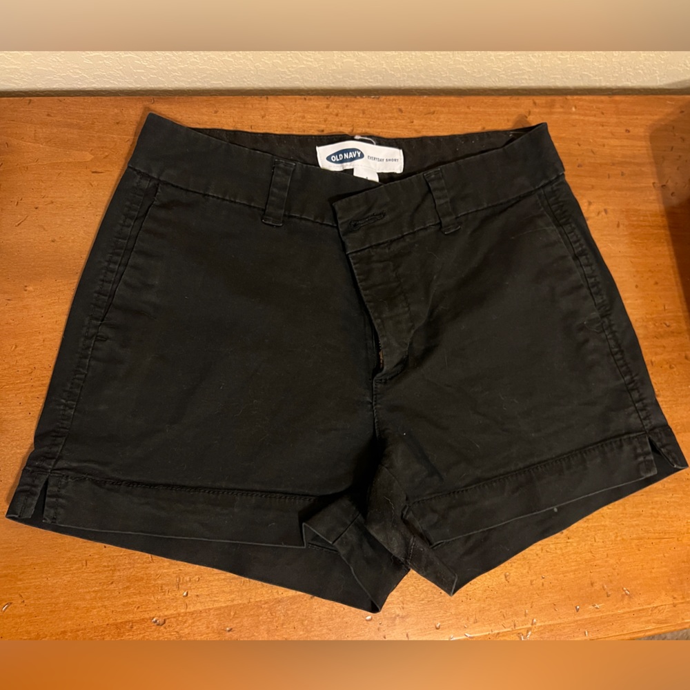 Old Navy Everyday Short